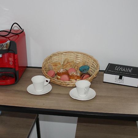 Bed and Breakfast Aux P'Tits Bonheurs La Grange Neuve-Chapelle Экстерьер фото