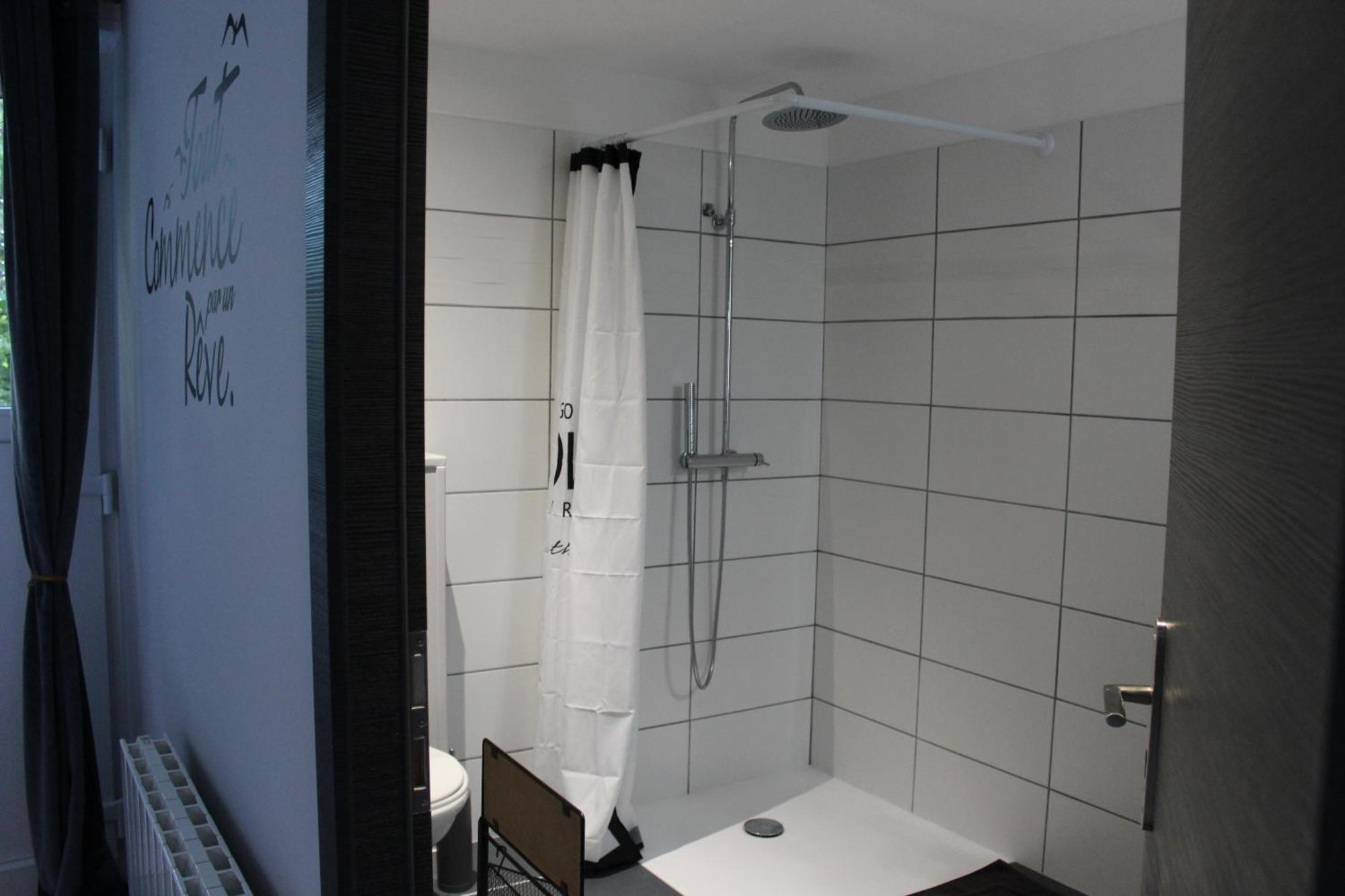 Bed and Breakfast Aux P'Tits Bonheurs La Grange Neuve-Chapelle Номер фото