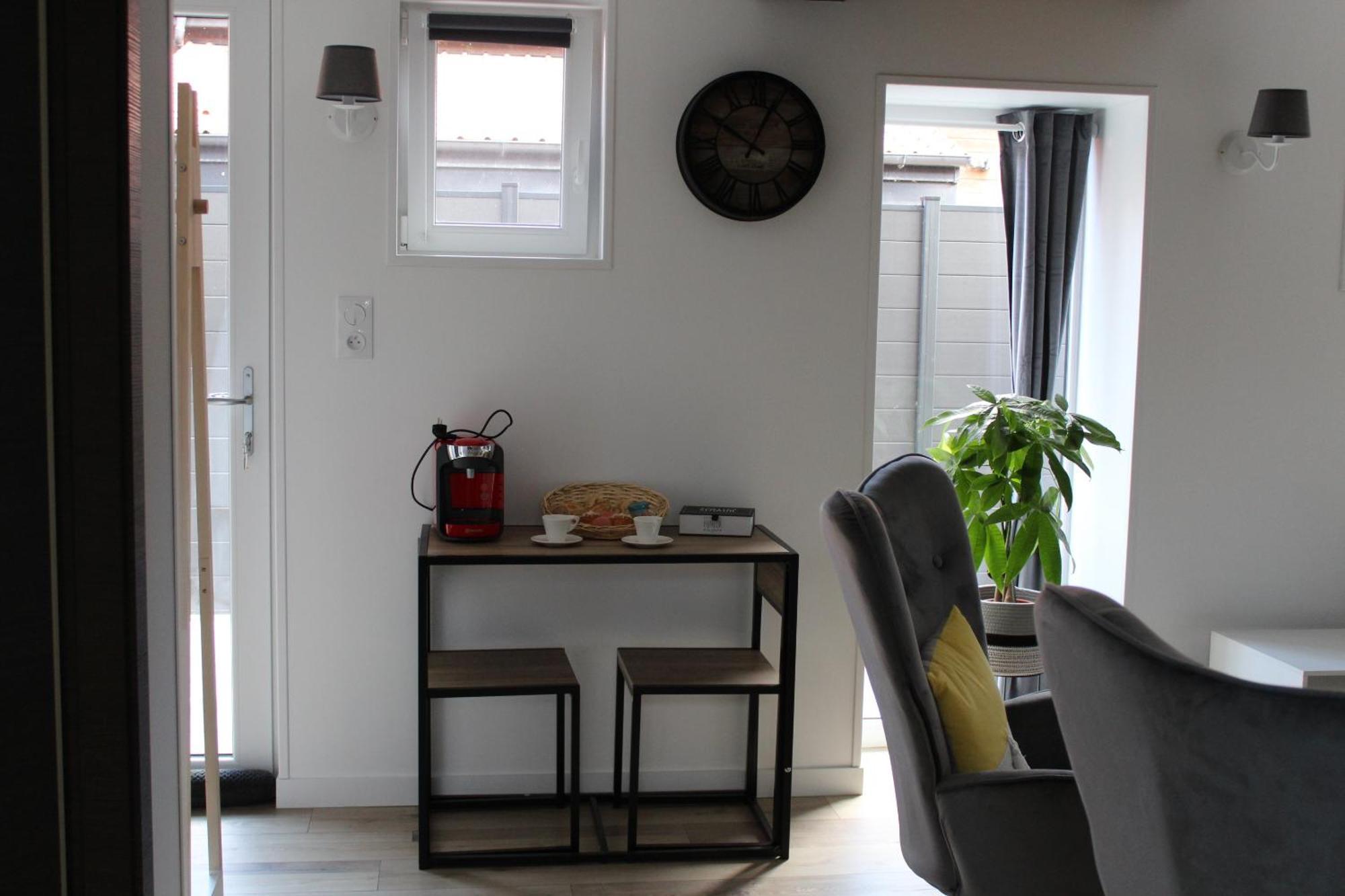 Bed and Breakfast Aux P'Tits Bonheurs La Grange Neuve-Chapelle Номер фото