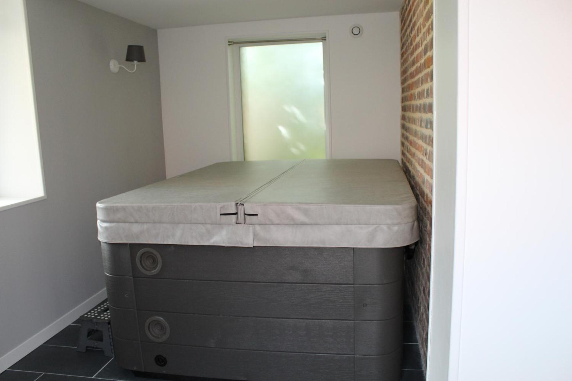 Bed and Breakfast Aux P'Tits Bonheurs La Grange Neuve-Chapelle Номер фото