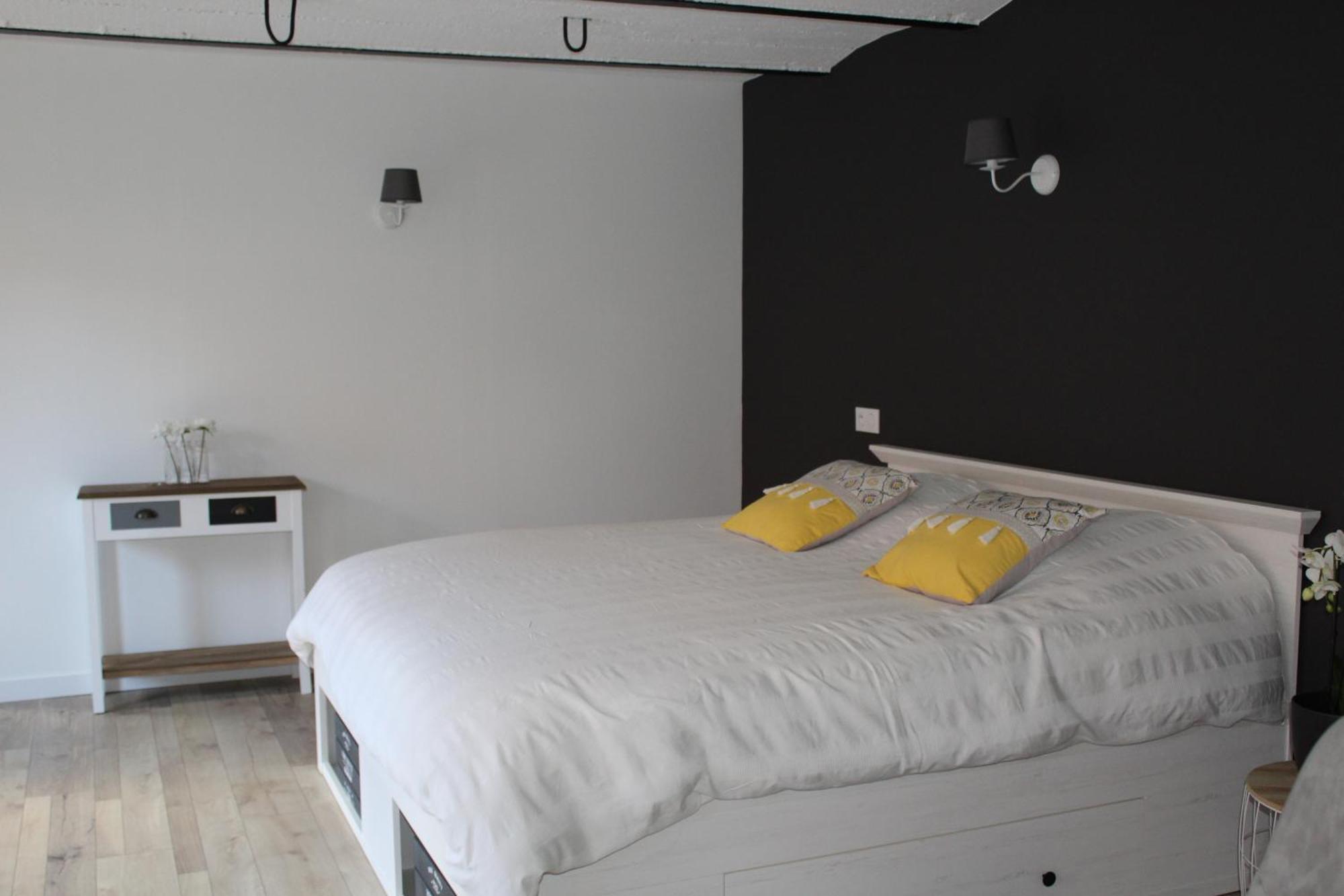 Bed and Breakfast Aux P'Tits Bonheurs La Grange Neuve-Chapelle Номер фото